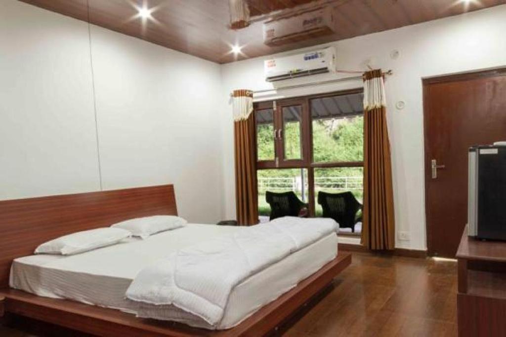 Riverside Resort Лансдаун Экстерьер фото