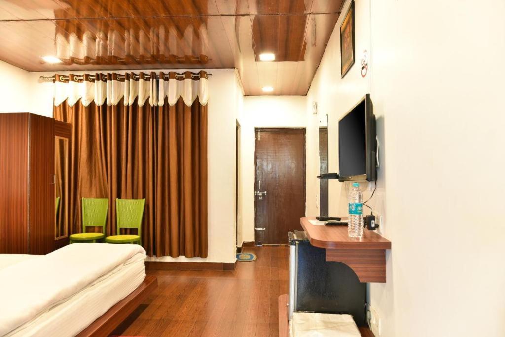 Riverside Resort Лансдаун Экстерьер фото